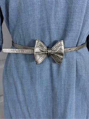 Cole Haan Womens Belt Sz L/XL Metallic Silver Bow Belt cute